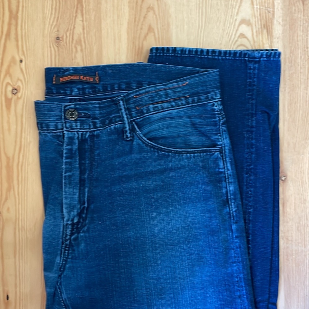 Slim Blue Jeans with Classic Denim Texture 33/34